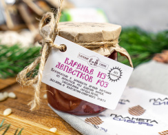 лепестков роз