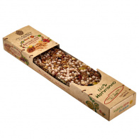 орех с брусникой