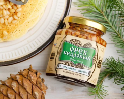 наклейка на дверь